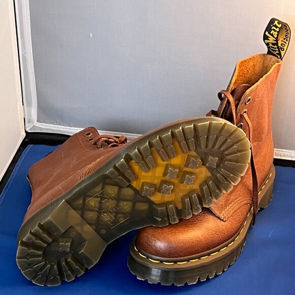 Dr. Martens 1460 Pascal Mid Calf Boot (Like new) - Picture 2 of 3